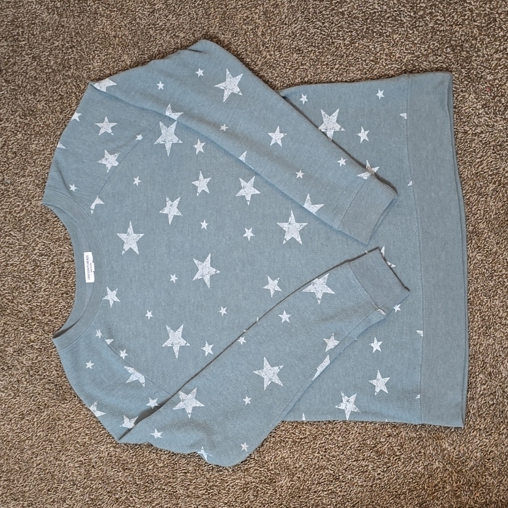 Grayson/Threads sweatshirt
